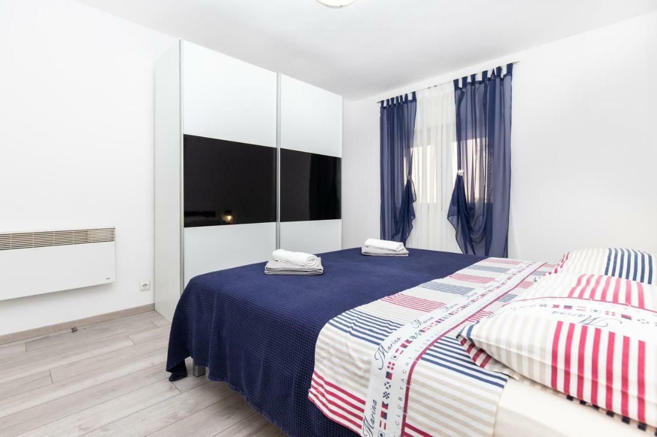 KaštelaApartman Topicアパートメント エクステリア 写真